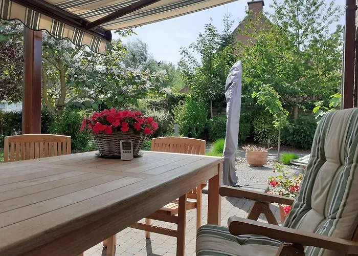 Villa Kievit With Sauna And Parking By Interhome