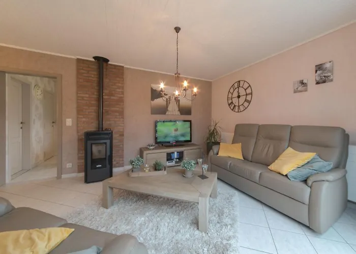 Villa Kievit With Sauna And Parking By Interhome